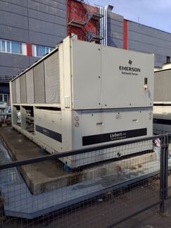 Чиллер Emerson Liebert-Hiross HPC-M SBS073 725квт