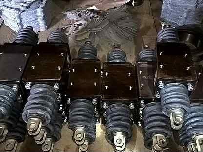 70. Колодка с нулевым усилием. 700. Контакты г 48. 001.