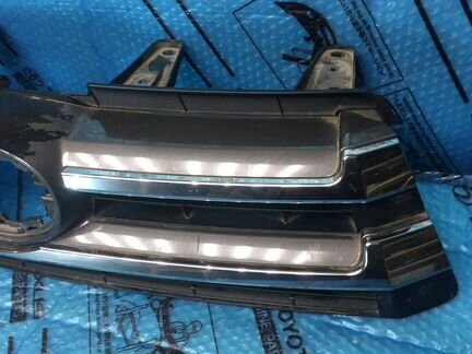Решетка радиатора Toyota Highlander 3 с 2016-19 г