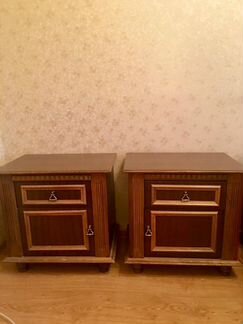 Две тумбы и две кровати, б/у, натуральное дерево