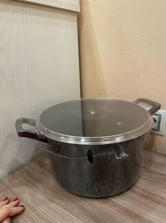 Кастрюля 7,5л новая regent inox