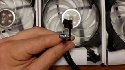 Кулеры Cooler Master RGB + контроллер