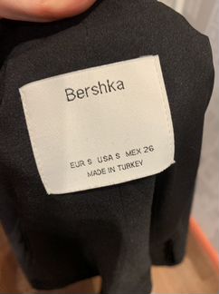 Пиджак чёрный bershka рукав 3/4