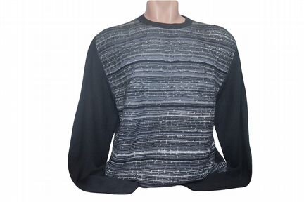 Мужской свитер новый