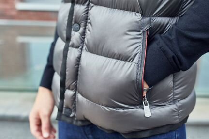 Жилетка Moncler