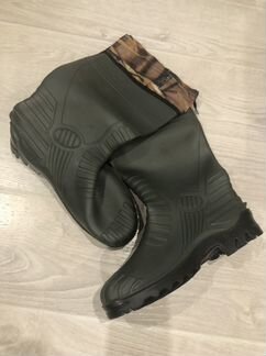 Резиновые сапоги