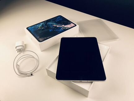iPad Pro 11 256GB LTE (рст, на гарантии)