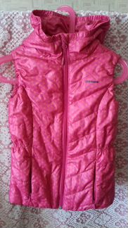 Верхняя одежда на девочку 104-114 и шапочка kerry