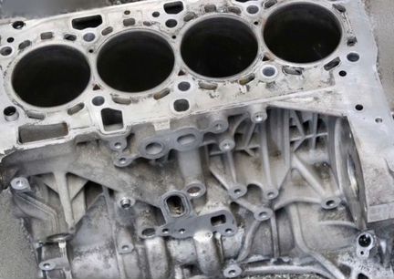 Голый блок на BMW 320TD N47, N47D20C, N47D20A
