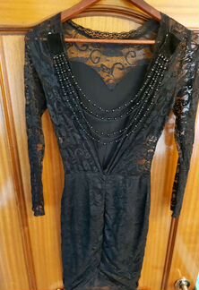 Платье нарядное 44 размер