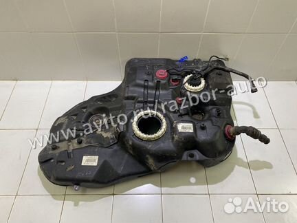 Топливный бак Lexus RX330