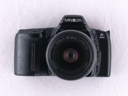 Комплект зеркалка Minolta 3xi с объективом 28-80