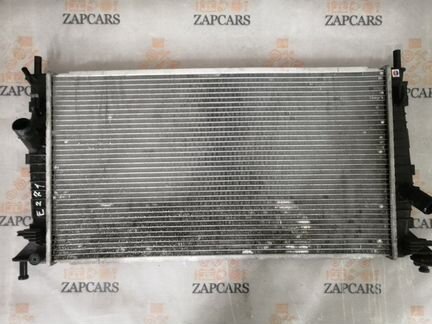 Радиатор двс Mazda 3 BK LF 2005