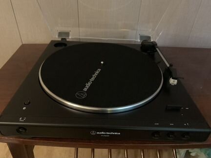 Виниловый проигрыватель Audio-Technica AT-LP60XBT