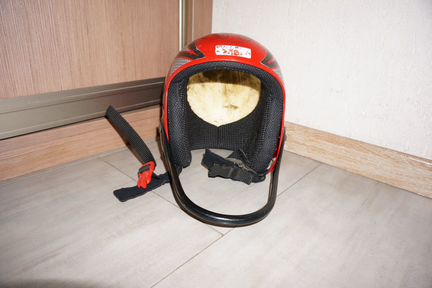 Горнолыжный шлем 52-56 см