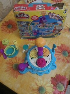 Игровой набор Play-Doh Фабрика тортиков