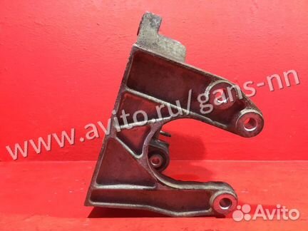 Кронштейн промежуточного вала Land Rover