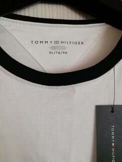 Футболка Tommy Hilfiger оригинал новая
