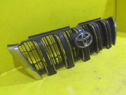 Решетка радиатора Toyota Land Cruiser Prado 150 (1