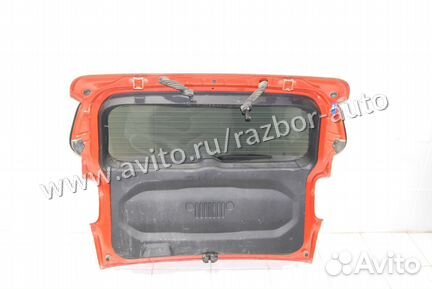 Дверь багажника Jeep Renegade в сборе