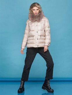 Женский зимний пуховик Consowear