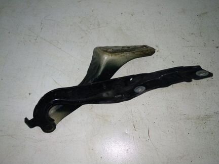 Петля капота правая Peugeot 308 4A/C 1.6 2007-2011