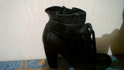 Ботильоны и новые-сапоги Италия