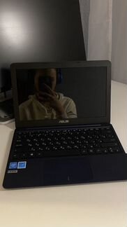 Нетбук Asus Vivobook E200HA