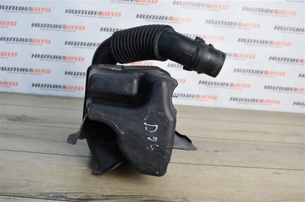 Резонатор воздушного фильтра Пежо 206 1.4 TU3