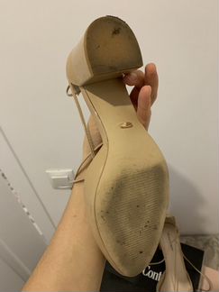 Лаковые бежевые туфельки Paolo Conte