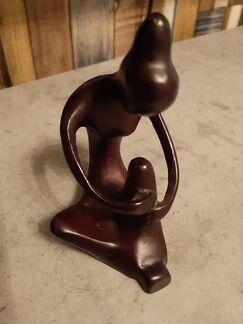 Статуэтка из чёрного дерева (Африка)