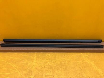 Уплотнитель стекла задний левый Nissan Patrol Y62