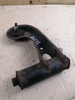 Рычаг поперечный передний левый верхний