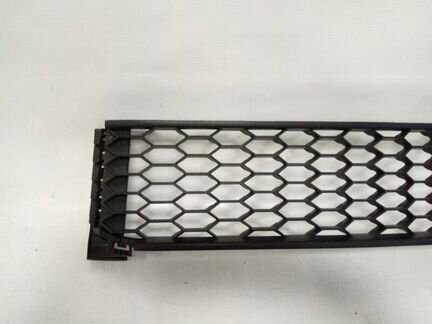 Решетка в бампер передняя нижняя Volkswagen Polo 5