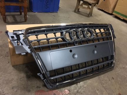 Решетка радиатора Audi A4 B8 2007г - 2011г