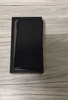 iPhone 11 Pro Max 256,рст, 4 месяц, почти новый