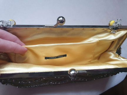 Клатч, расшитый пайетками (новый)