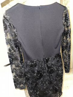 Нарядное женское платье