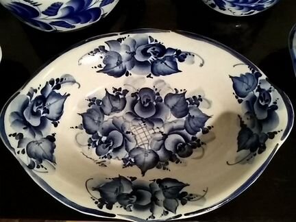 Сухарница.Конфетница.Блюдо.Гжель