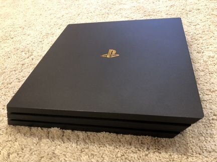 Игровая приставка PlayStation 4 Pro (1Тб)