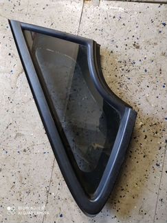 Форточка передняя левая kia Ceed 2