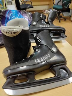 Коньки хоккейные