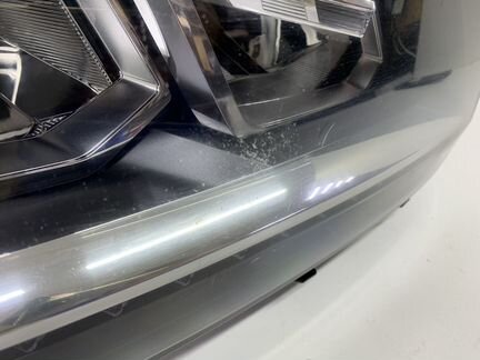 Фара правая RH LED Volkswagen Tiguan 2