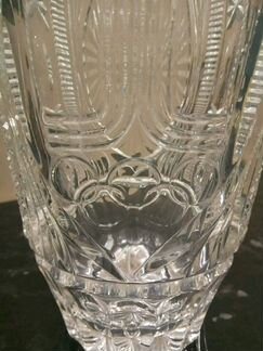 Хрустальная ваза