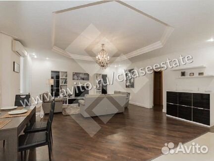 3-к квартира, 140 м², 3/8 эт.