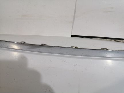 Volkswagen Touareg 2014-18 молдинг бампера задний