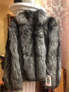 Шуба из чернобурки с капюшоном