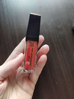 Жидкая стойка губная помада Estée Lauder