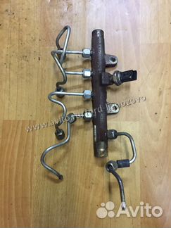 Топливная рампа Renault Nissan Mercedes