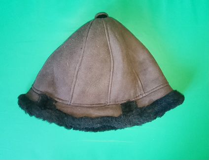 Шапка из натуральной овчины